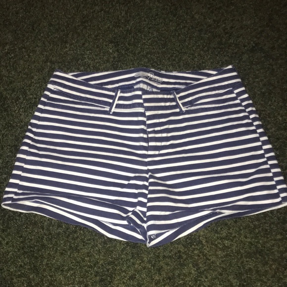 Old Navy Shorts - Picture 1 of 5